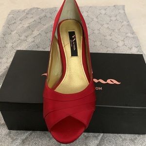 Satin Red Pump